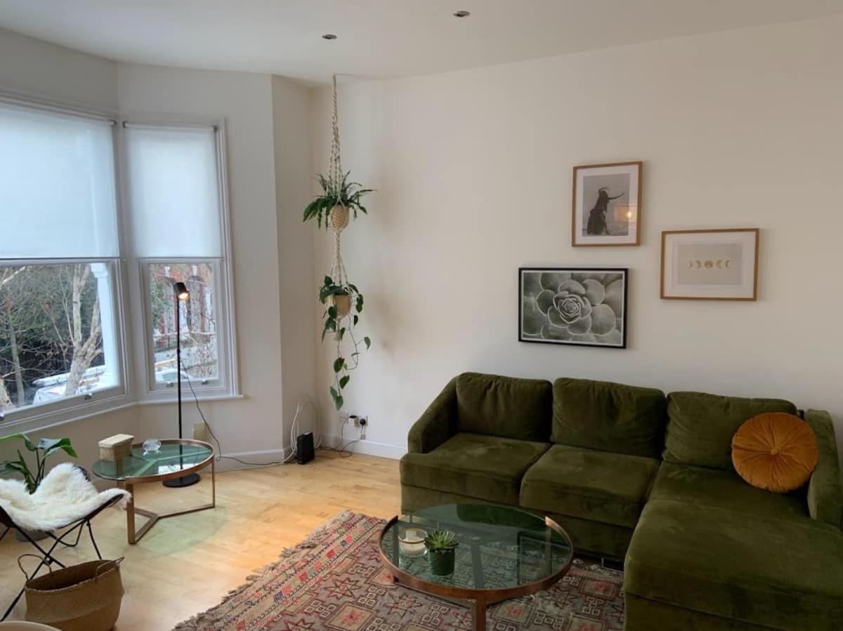 Lovely Spacious 1-Bedroom Flat In Tufnell Park Close To Central London Kültér fotó