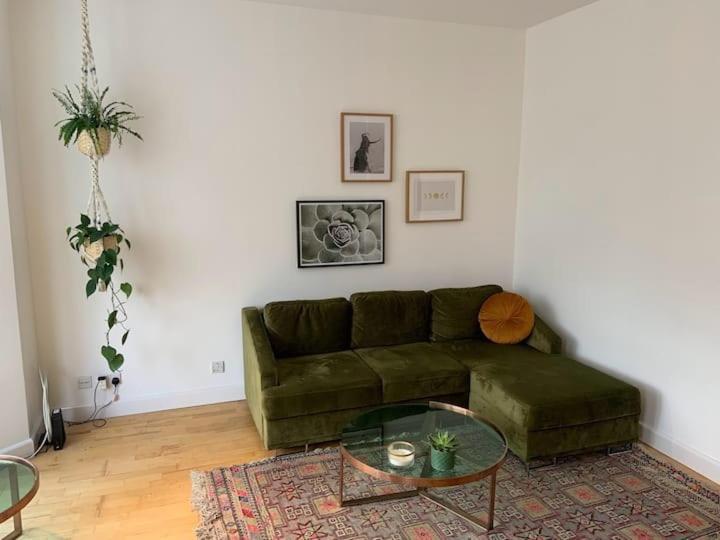 Lovely Spacious 1-Bedroom Flat In Tufnell Park Close To Central London Kültér fotó